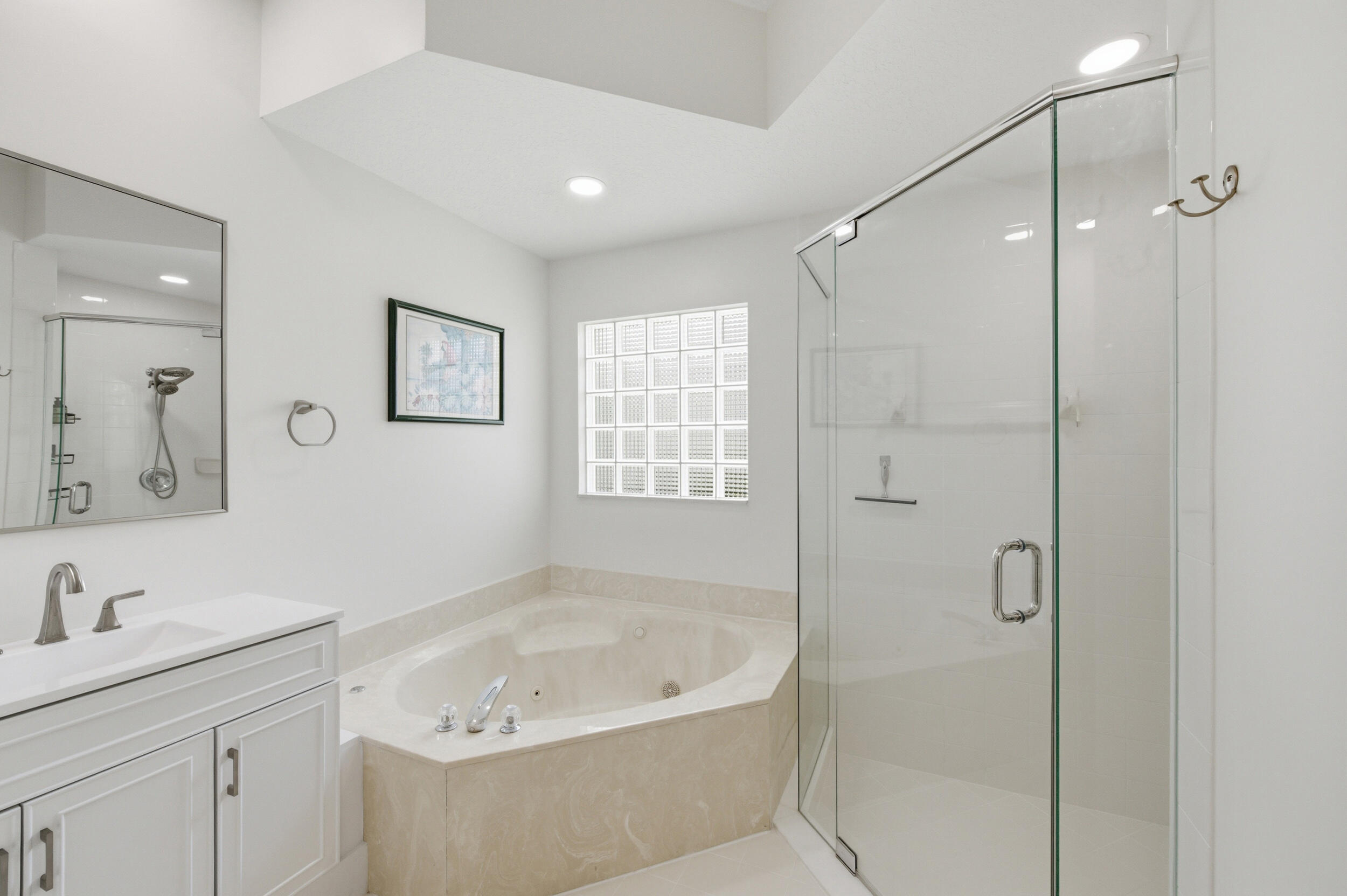 WYNDHAM LAKES CENTRAL - Residential