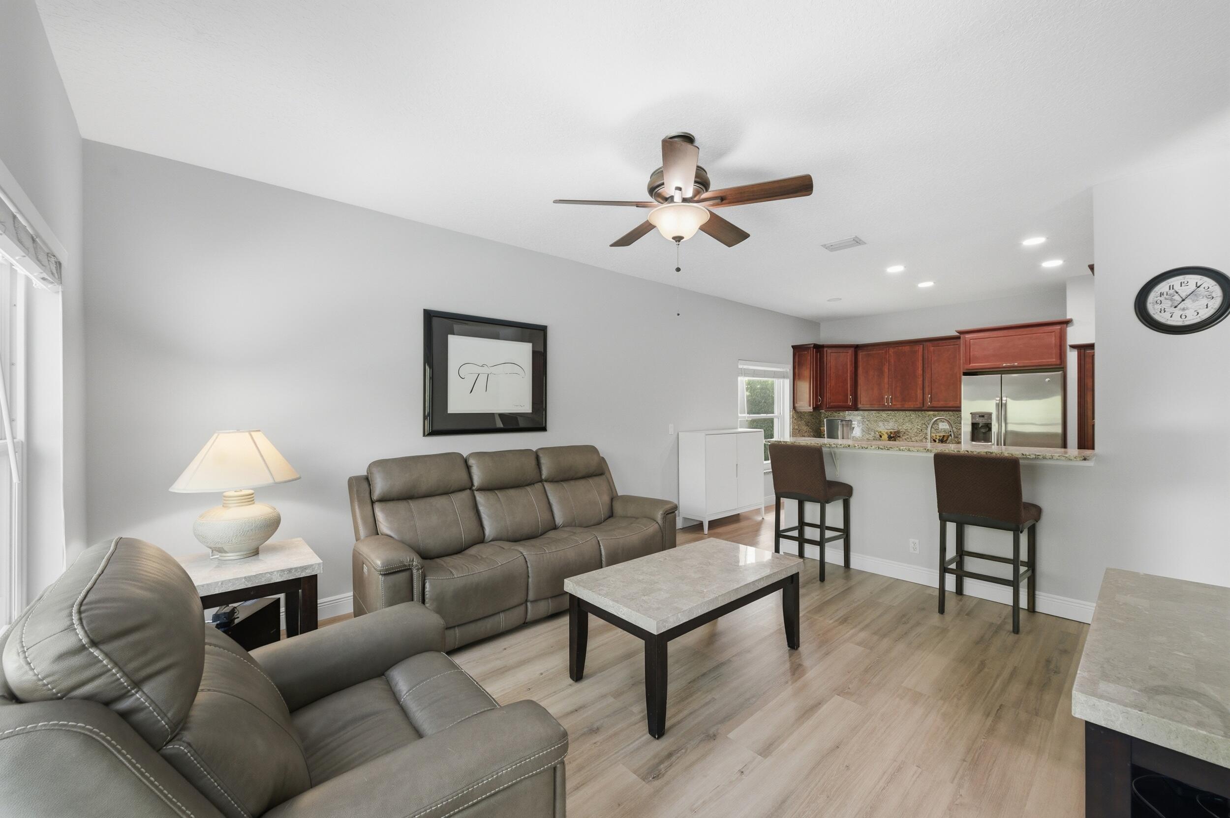 WYNDHAM LAKES CENTRAL - Residential