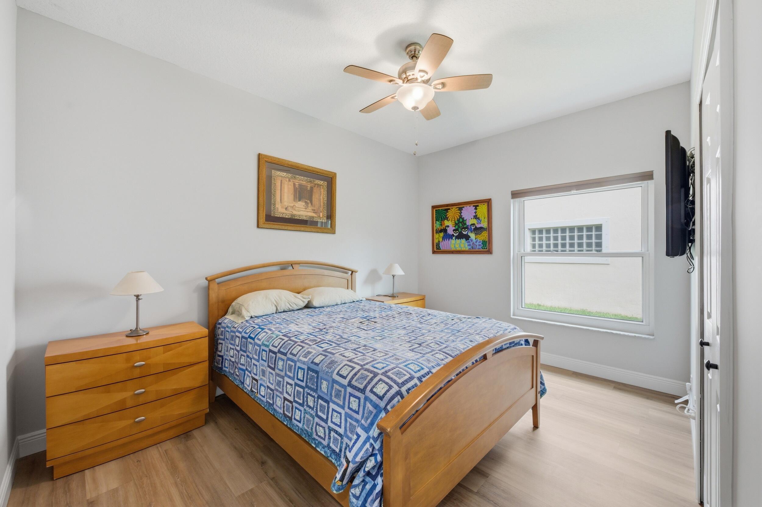 WYNDHAM LAKES CENTRAL - Residential