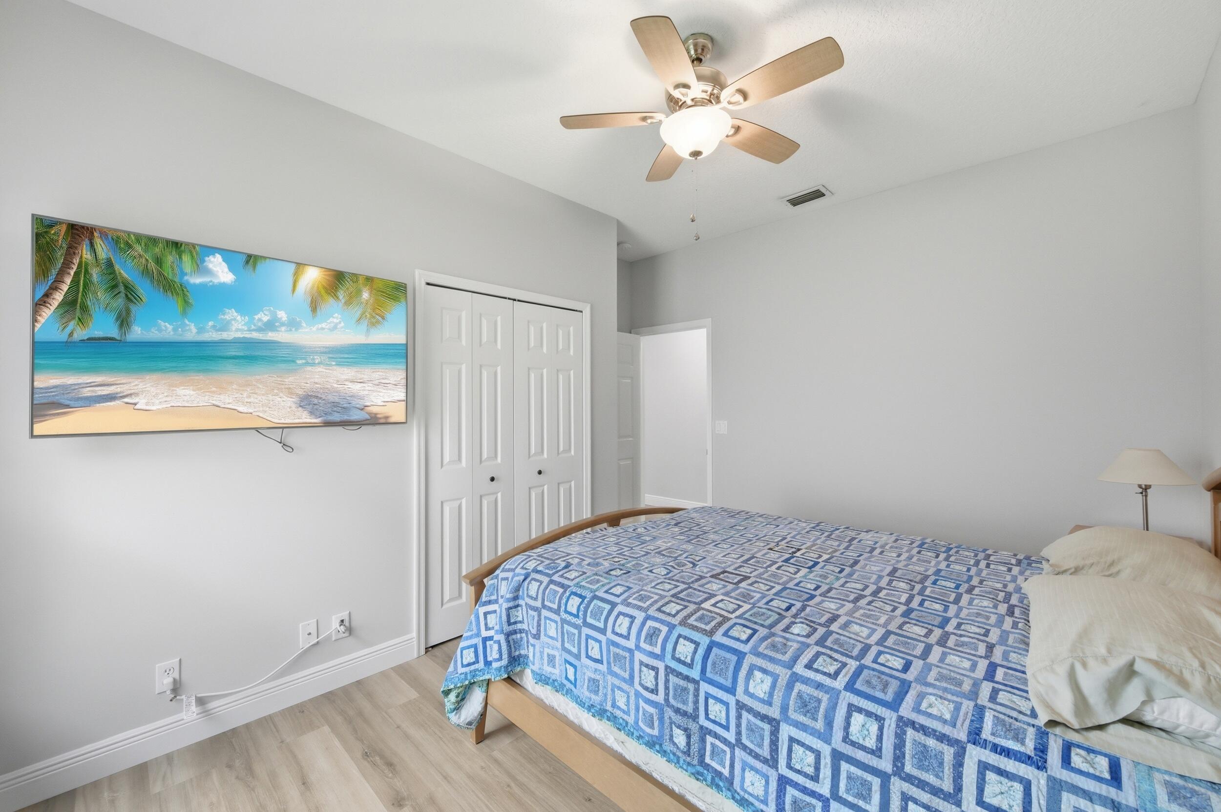 WYNDHAM LAKES CENTRAL - Residential