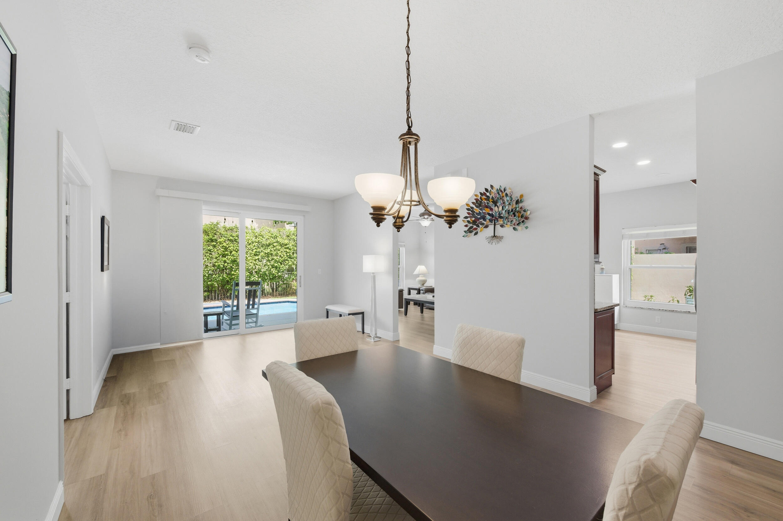 WYNDHAM LAKES CENTRAL - Residential