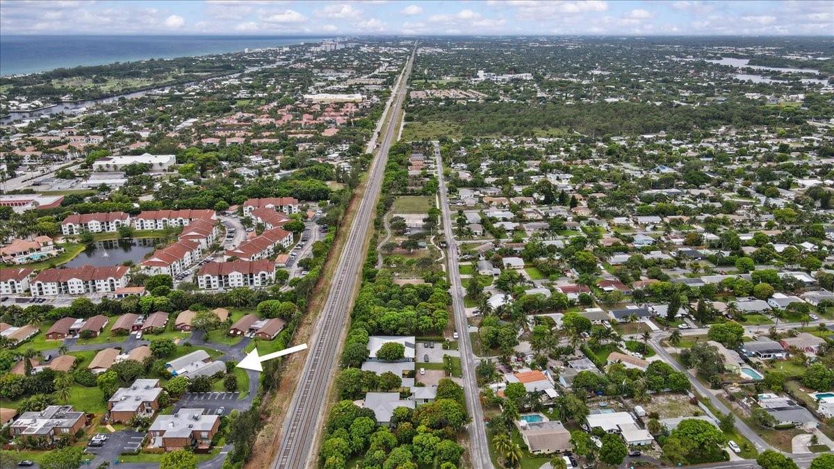 Los Mangos - Residential Lease