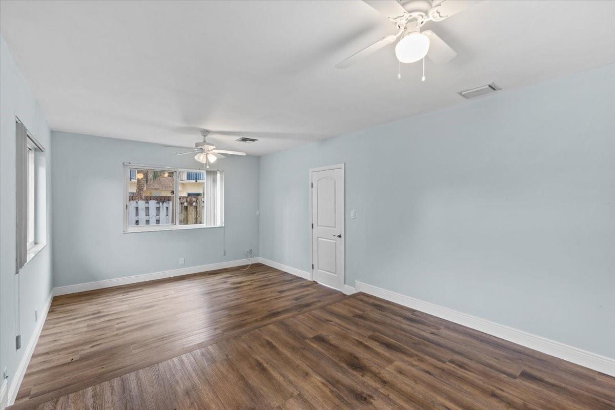 Los Mangos - Residential Lease