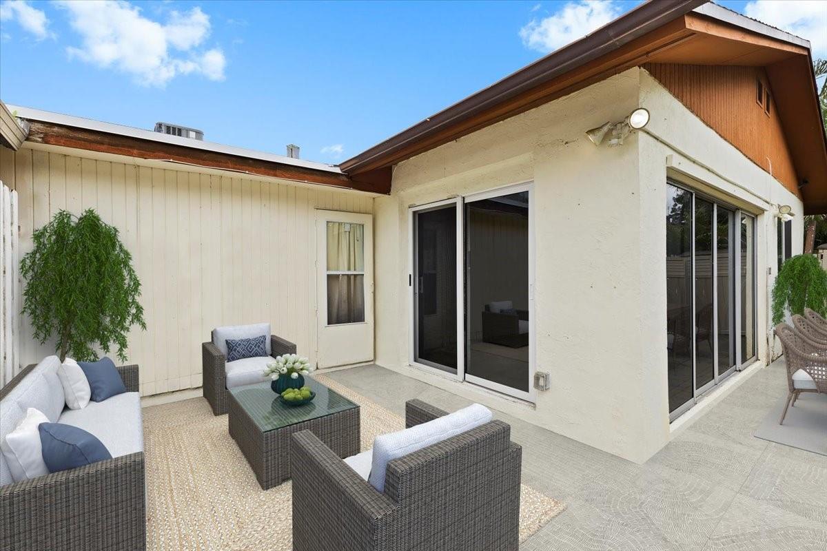 Los Mangos - Residential Lease