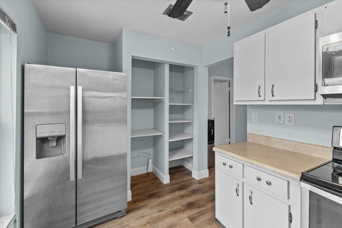 Los Mangos - Residential Lease