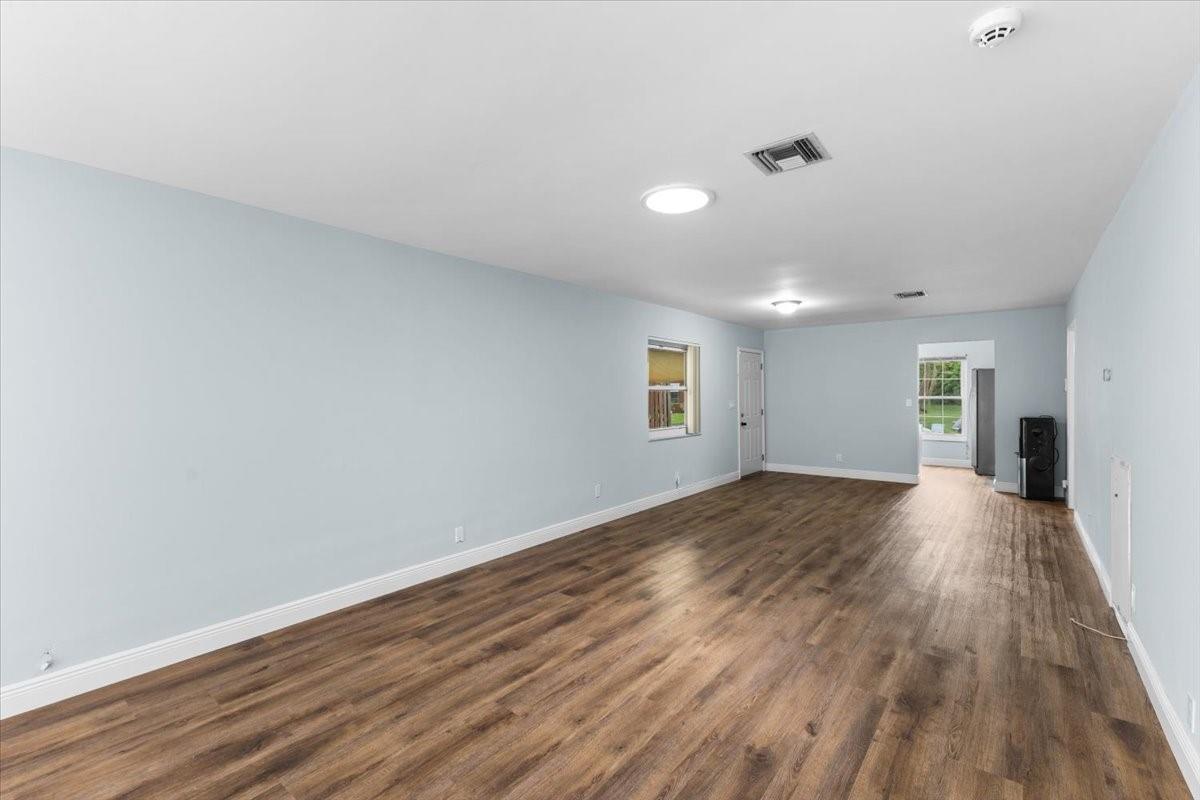 Los Mangos - Residential Lease