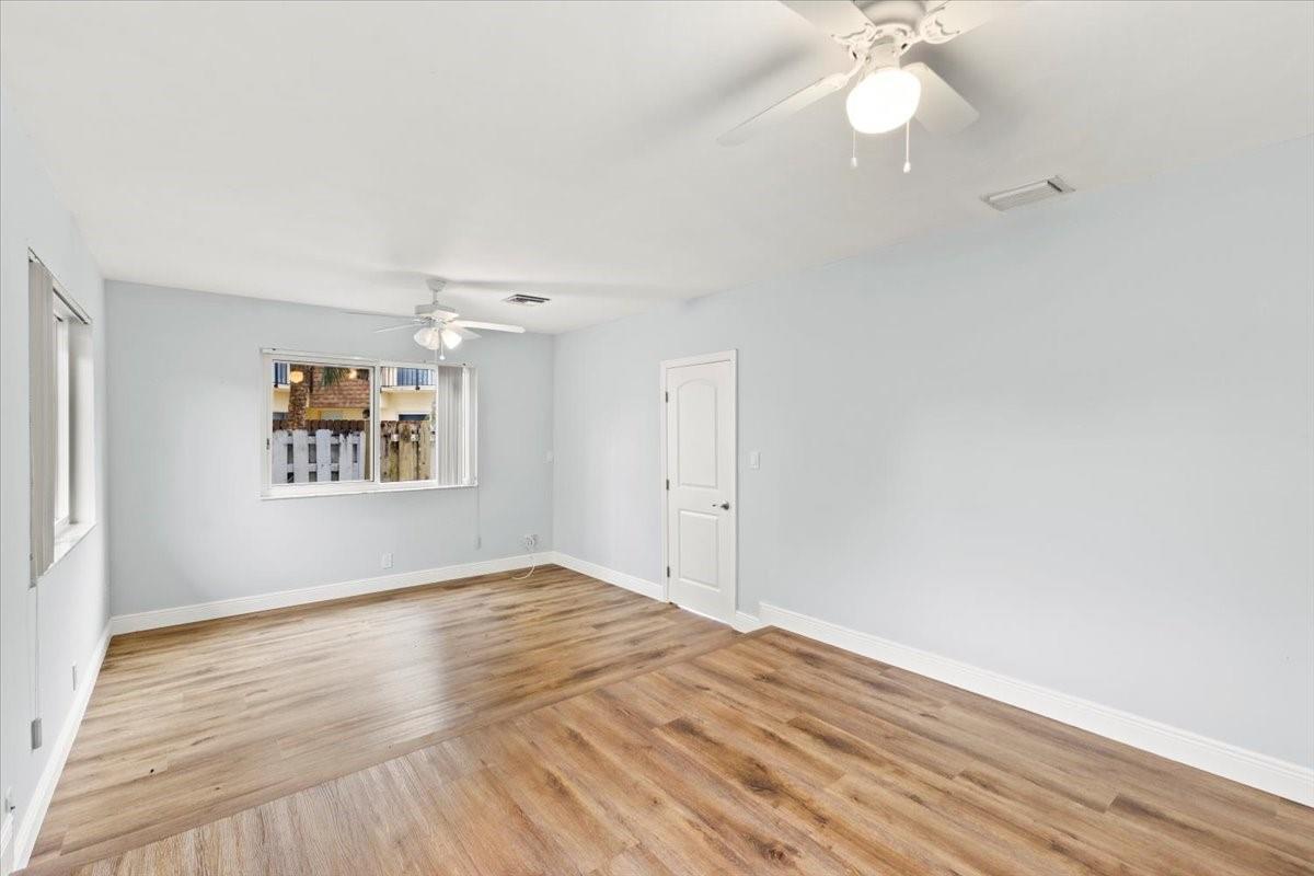 Los Mangos - Residential Lease