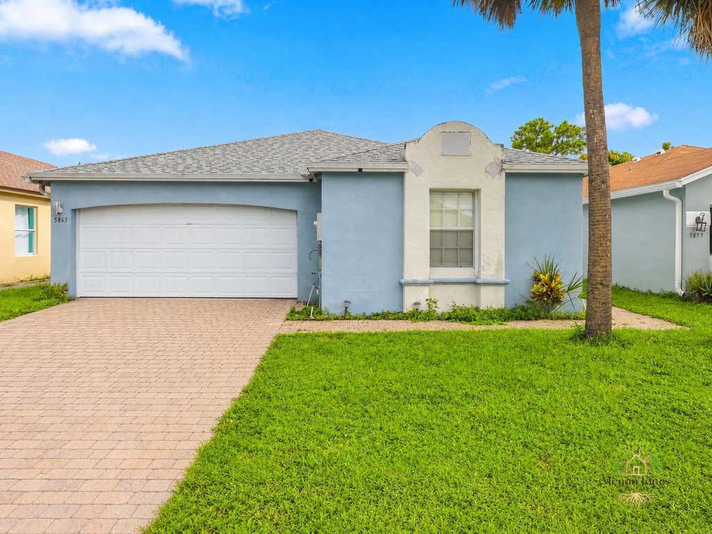 Photo of 5863 AZALEA Circle, West Palm Beach, FL 33415 (MLS # B26061829)