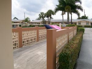 CRESTHAVEN VILLAS 28 CONDO - Residential