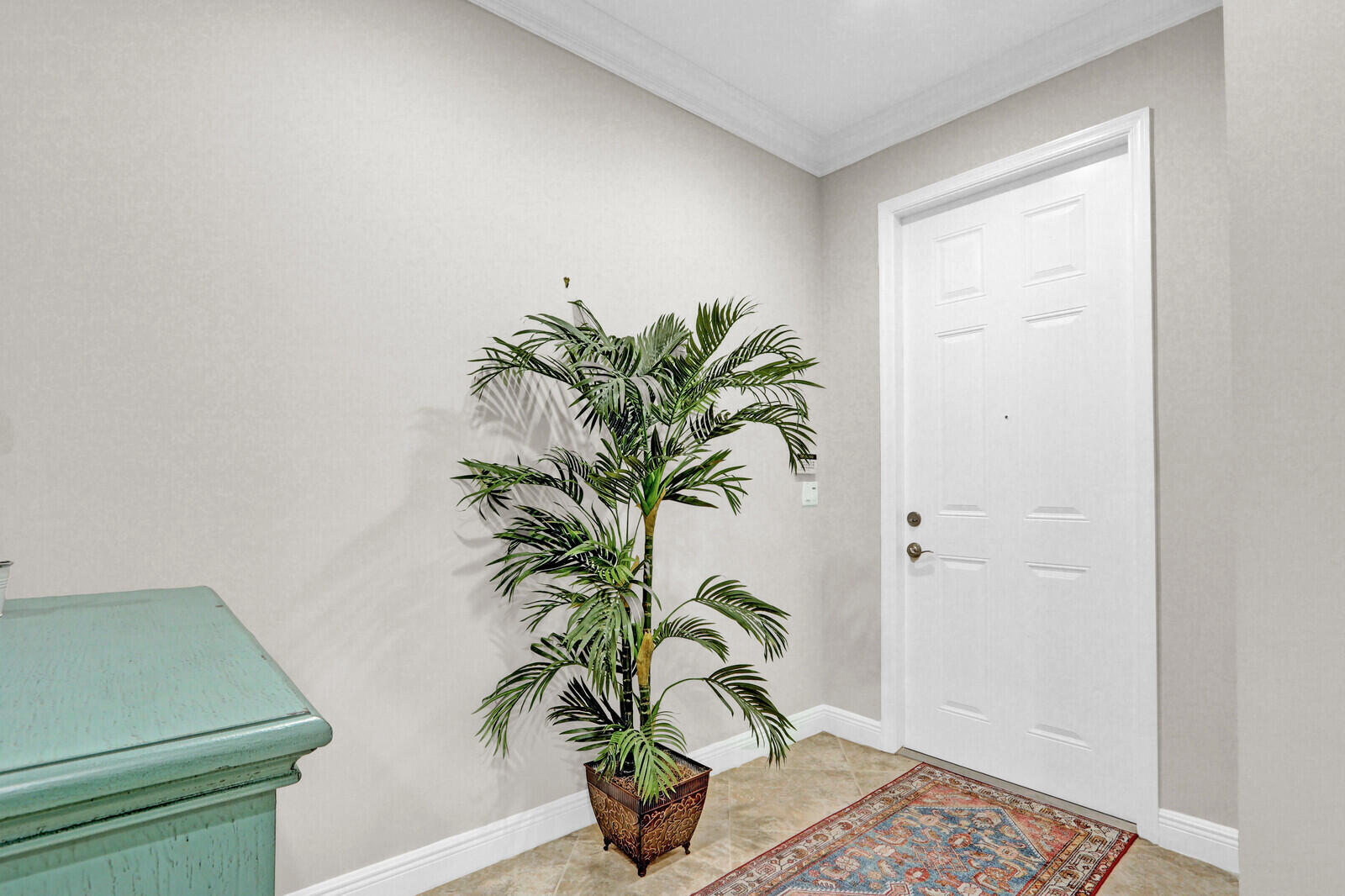 SOUTHAMPTON - Residential Lease