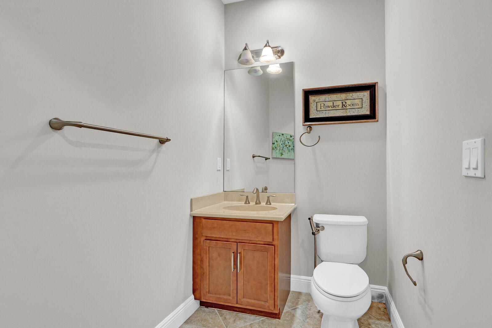 SOUTHAMPTON - Residential Lease