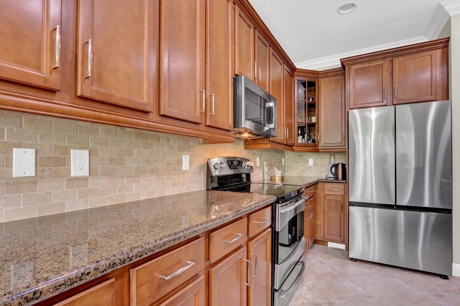 SOUTHAMPTON - Residential Lease