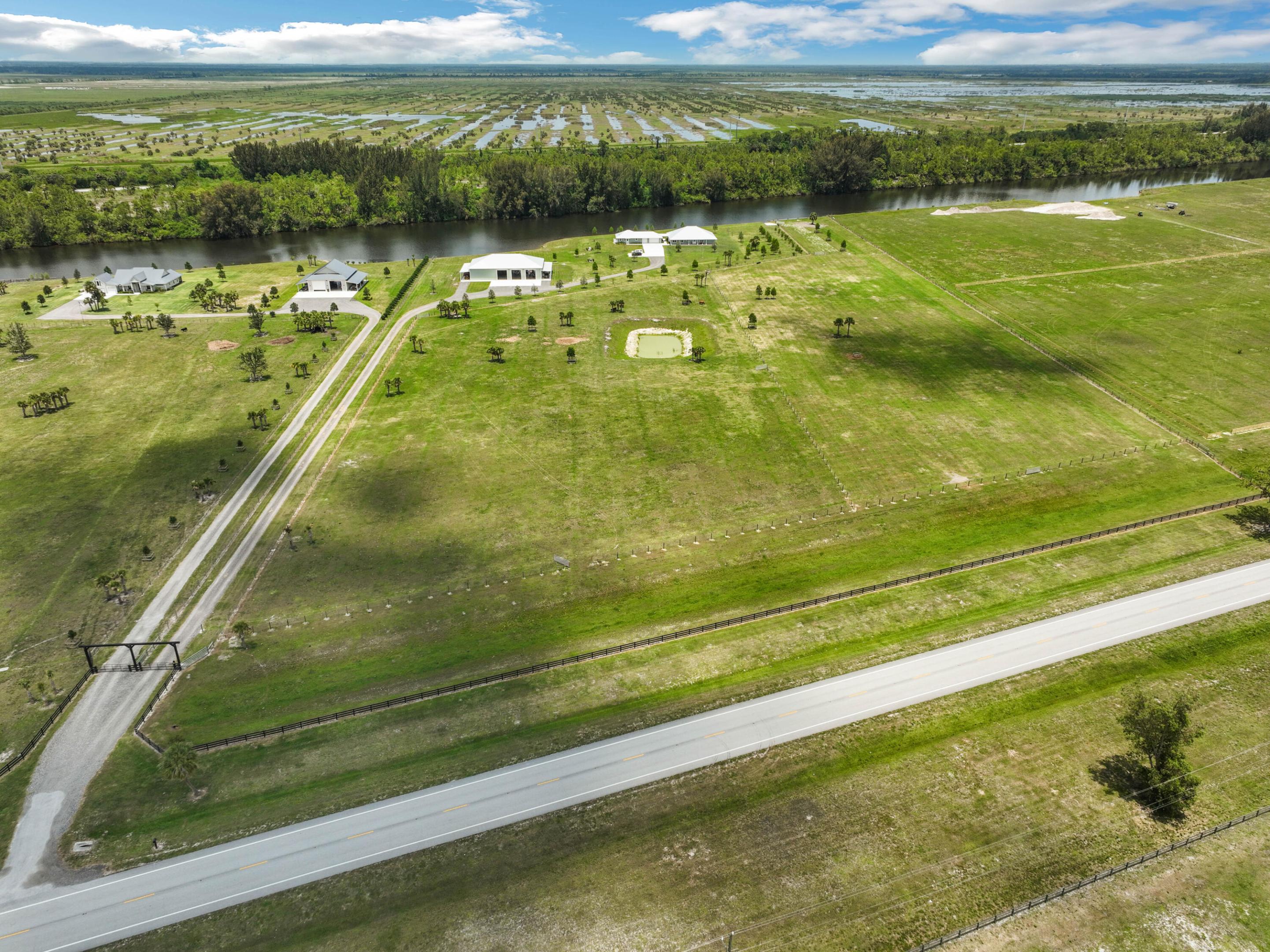 BOX RANCH GROVES A PLAT OF PLAT NO 1 & THE 1ST - Residential