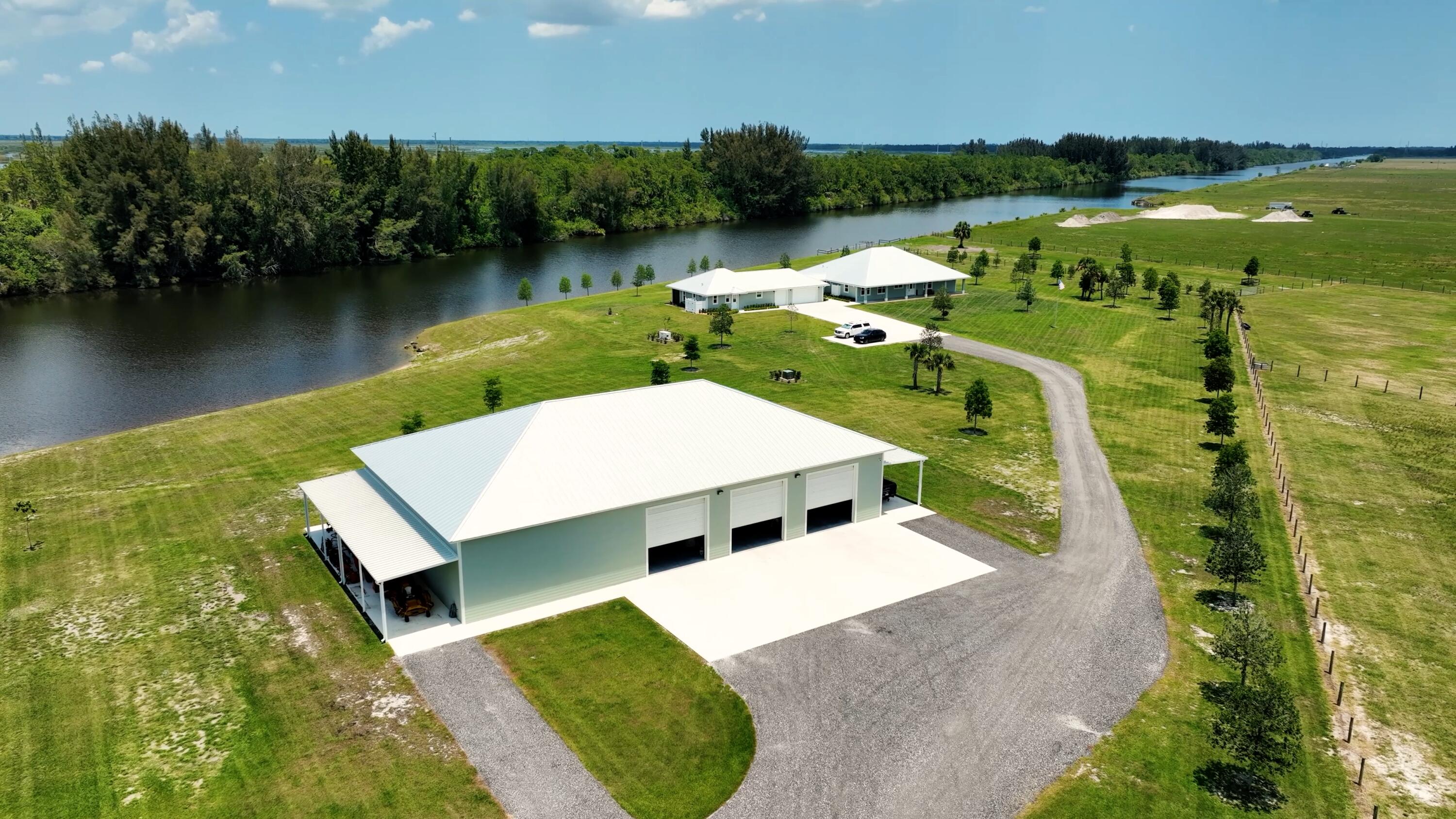 BOX RANCH GROVES A PLAT OF PLAT NO 1 & THE 1ST - Residential