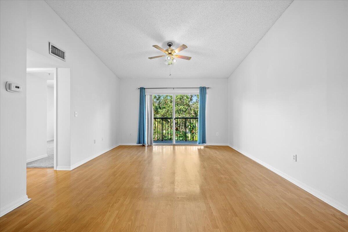 GRAND VIEW AT CRESTWOOD CONDO - Residential Lease