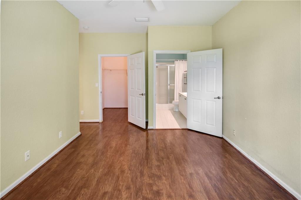 ISLES OF OAKLAND PARK - Residential