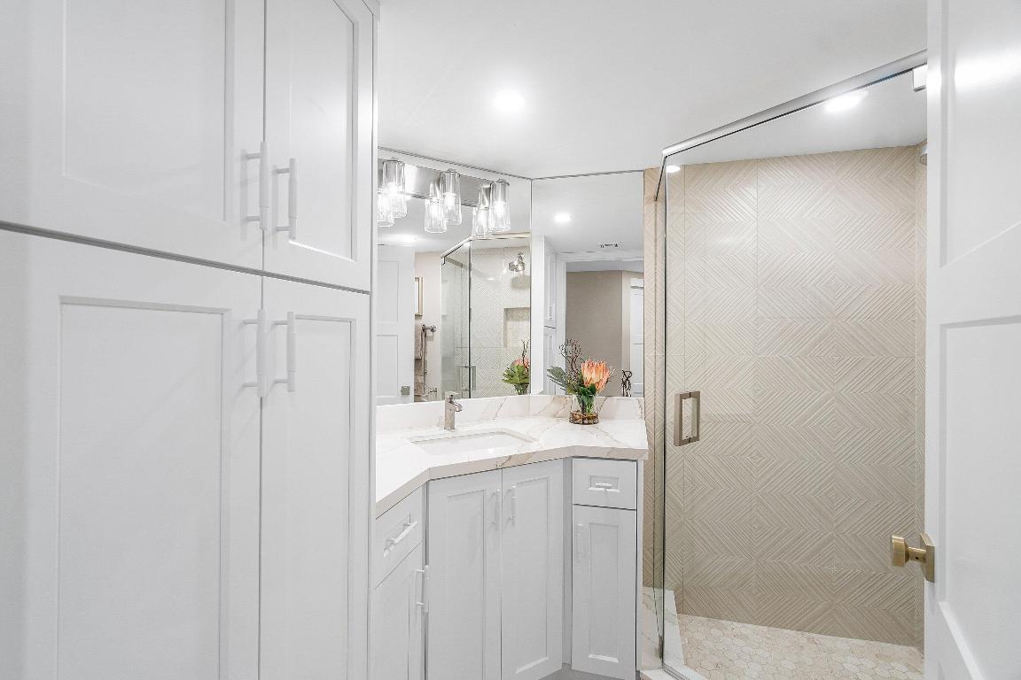 MIZNER COURT CONDO - Residential