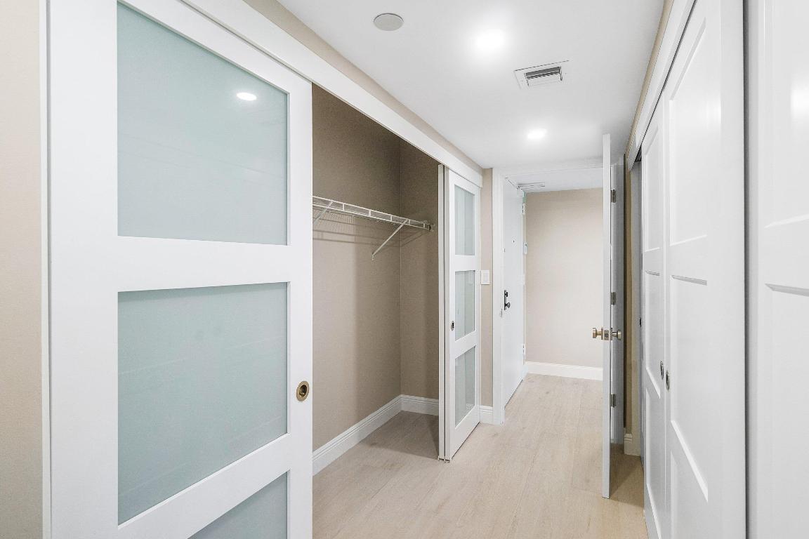 MIZNER COURT CONDO - Residential