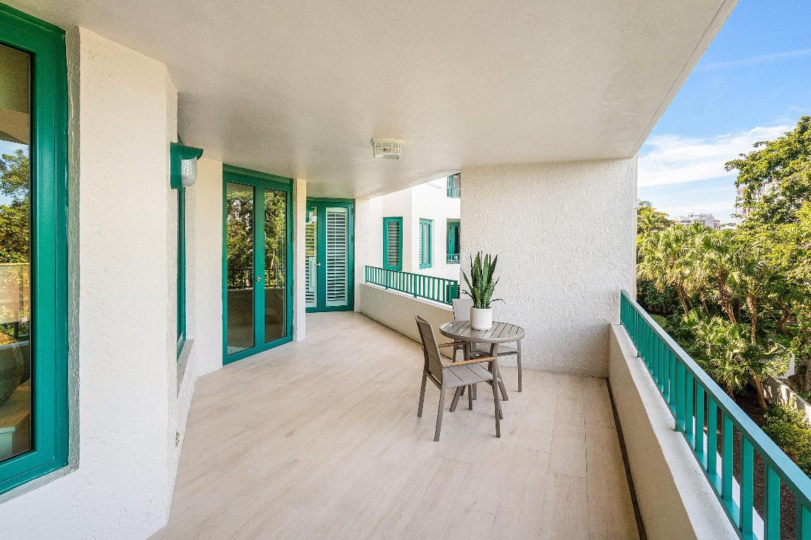 MIZNER COURT CONDO - Residential