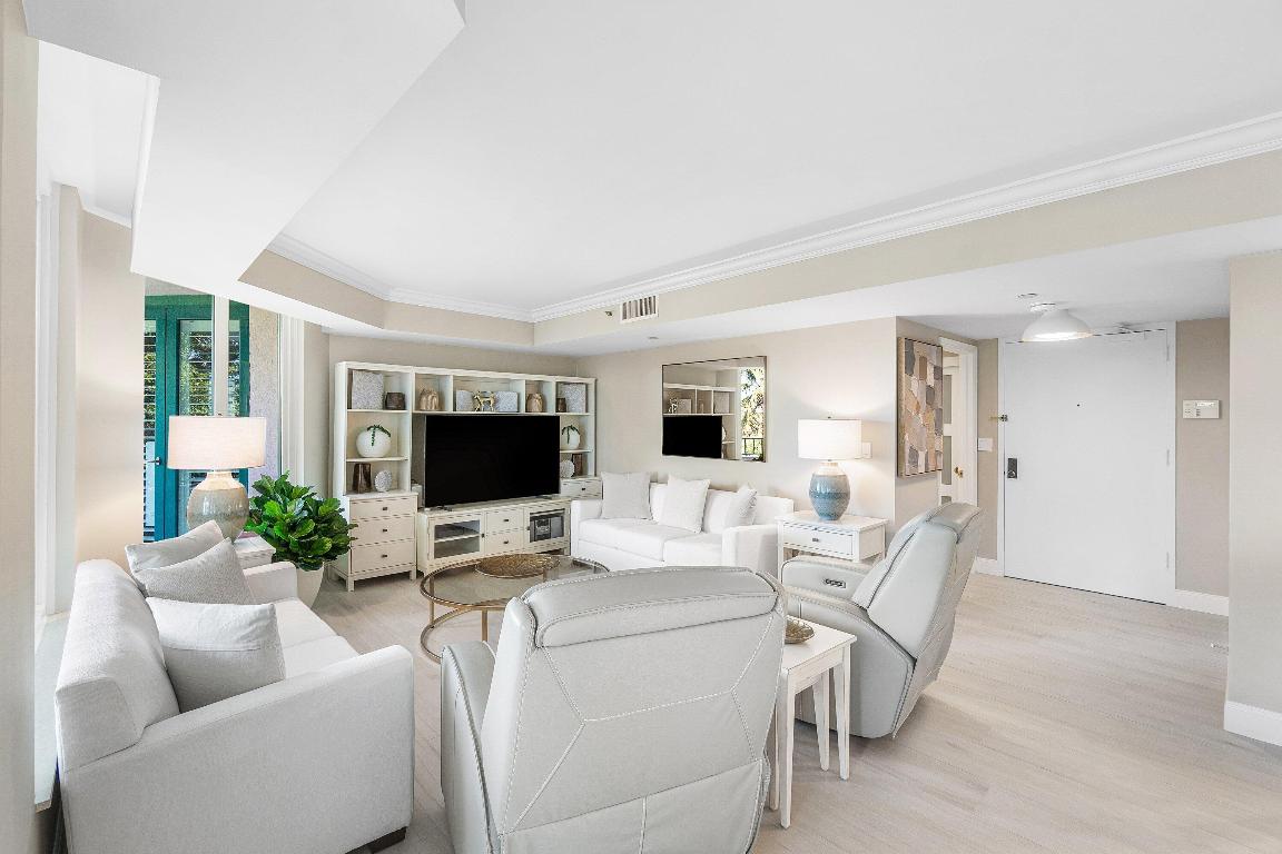 MIZNER COURT CONDO - Residential