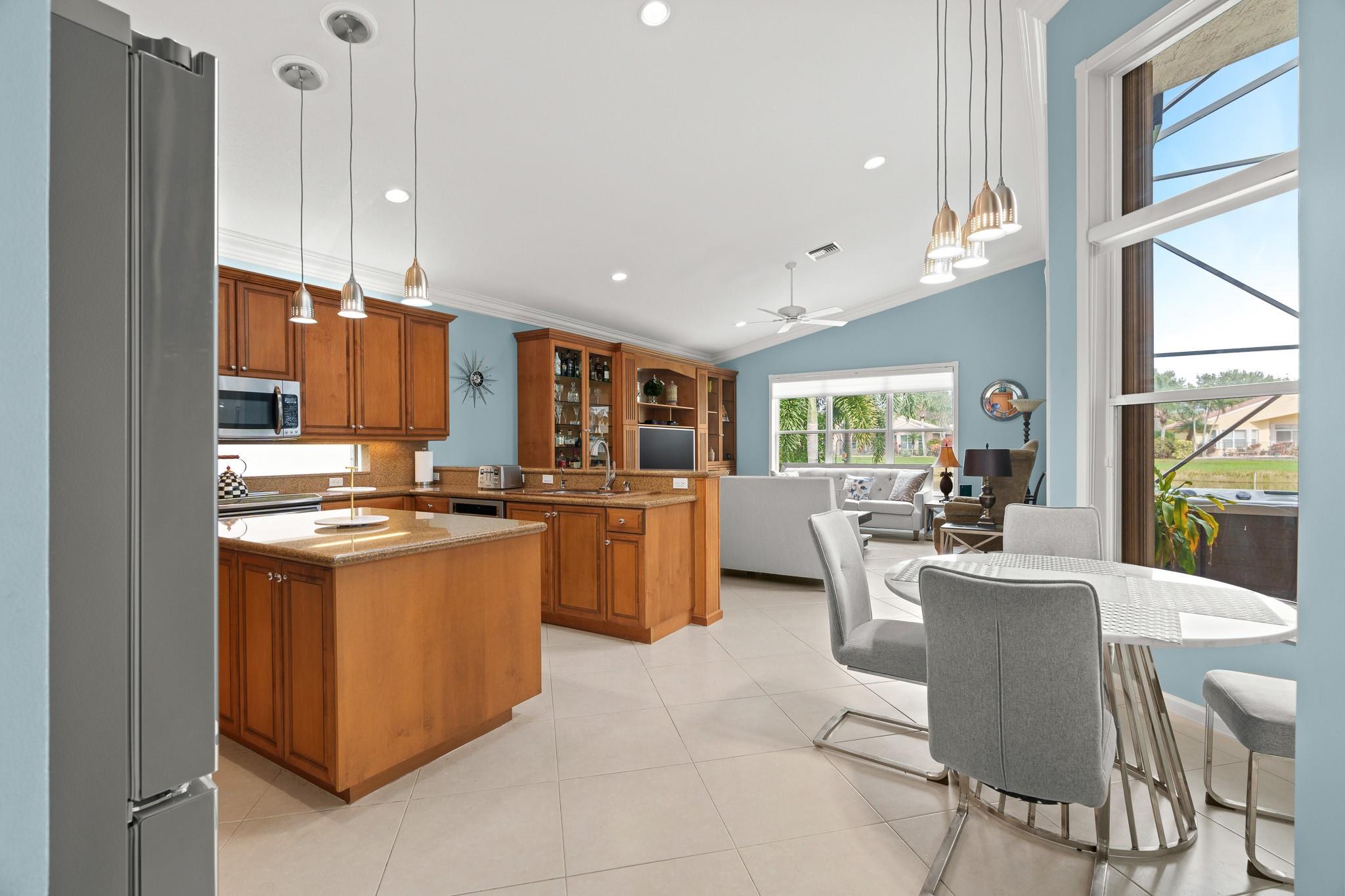Valencia Pointe 01 - Residential