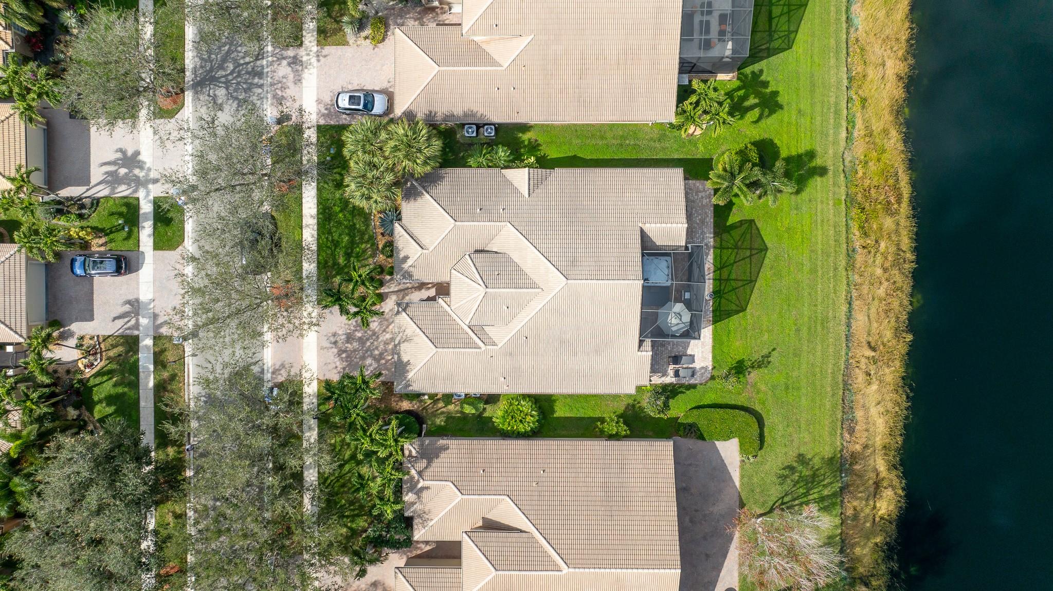 Valencia Pointe 01 - Residential