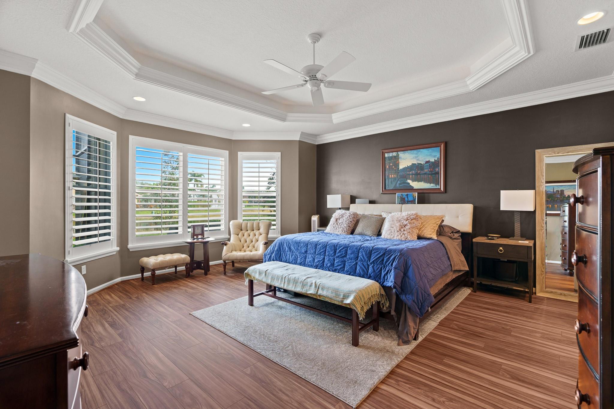 Valencia Pointe 01 - Residential