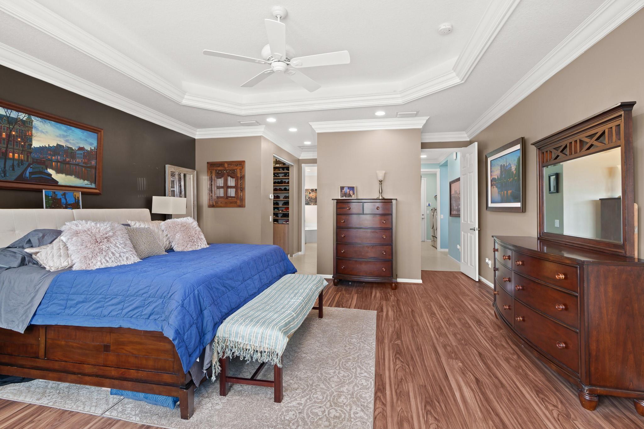 Valencia Pointe 01 - Residential