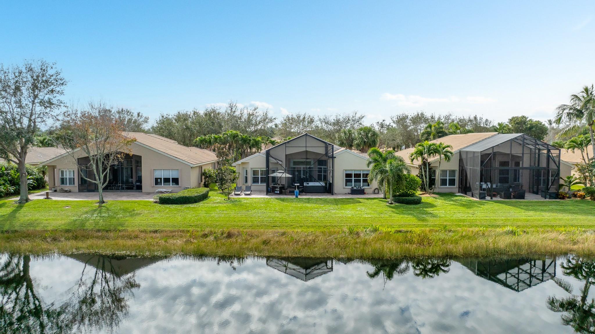 Valencia Pointe 01 - Residential