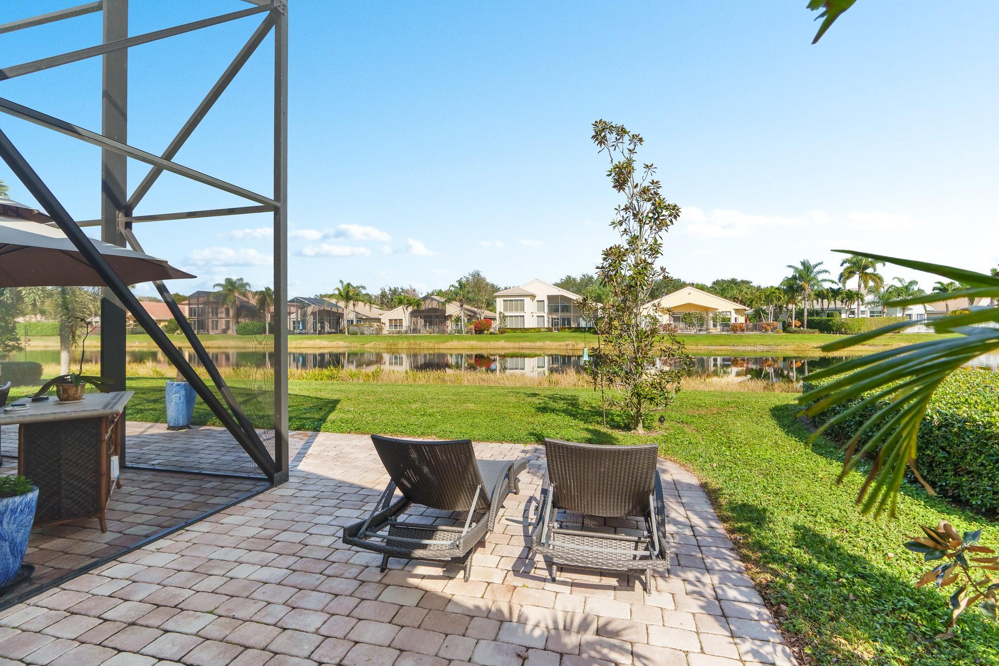 Valencia Pointe 01 - Residential