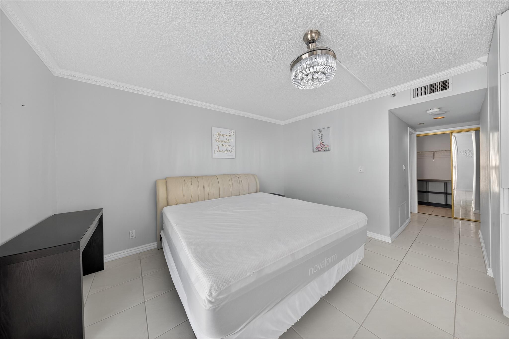 THE LANDMARK CONDO - Residential Lease