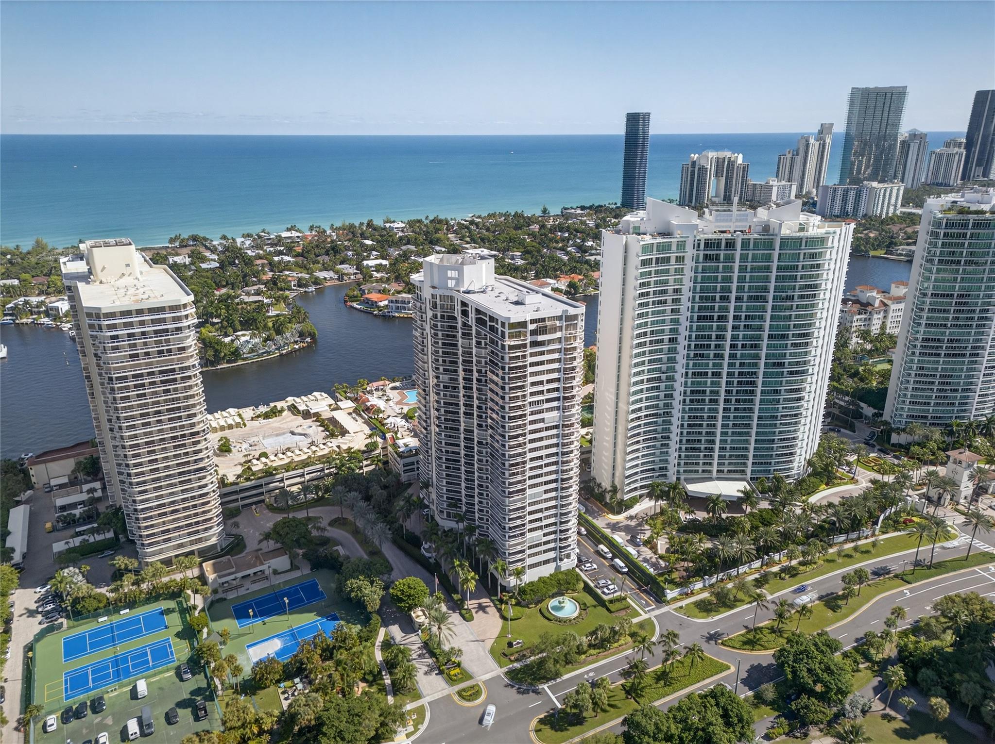 THE LANDMARK CONDO - Residential Lease