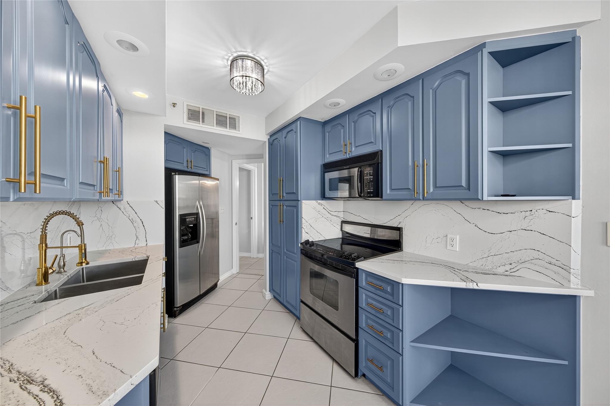 THE LANDMARK CONDO - Residential Lease