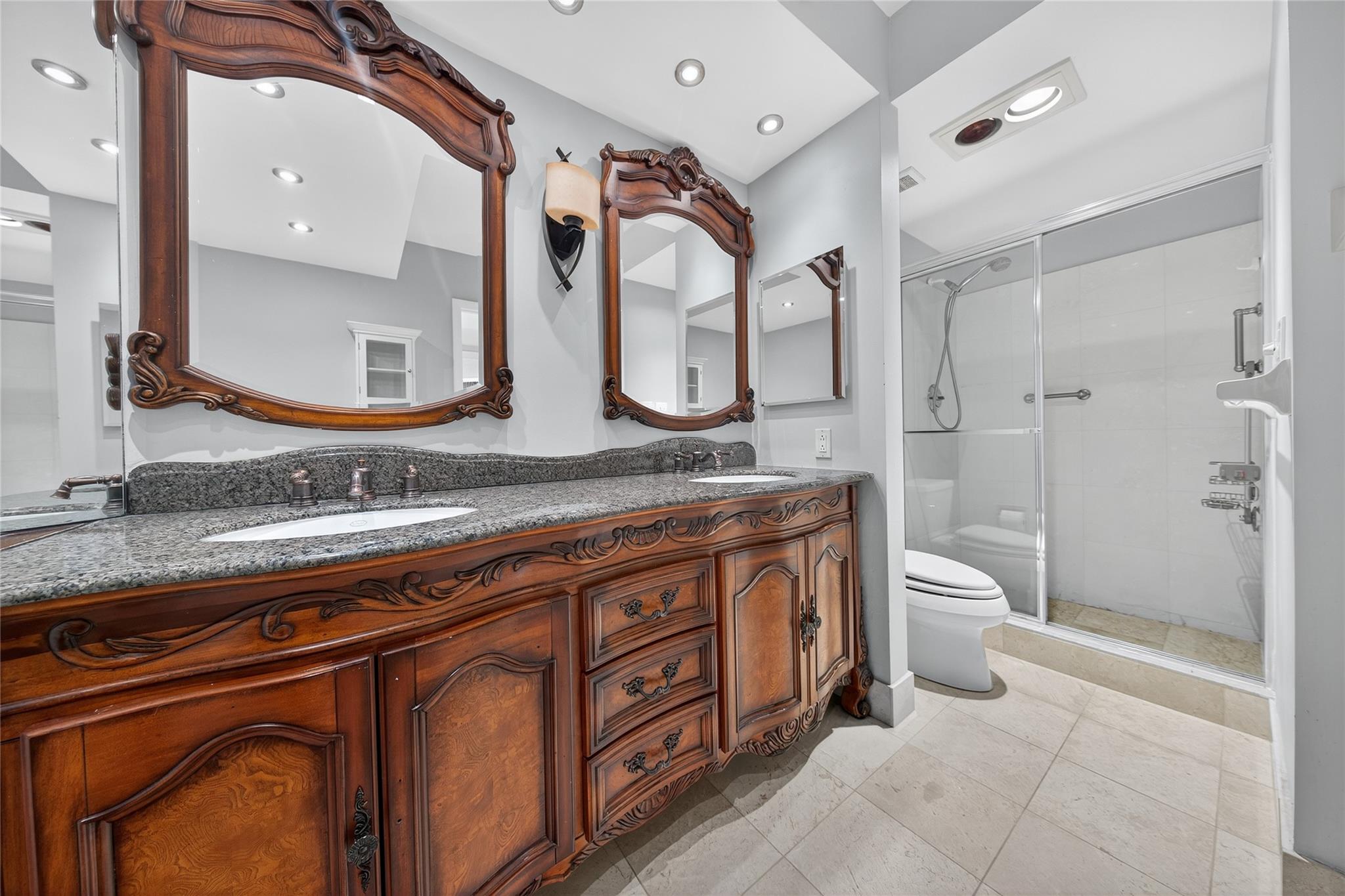 THE LANDMARK CONDO - Residential Lease