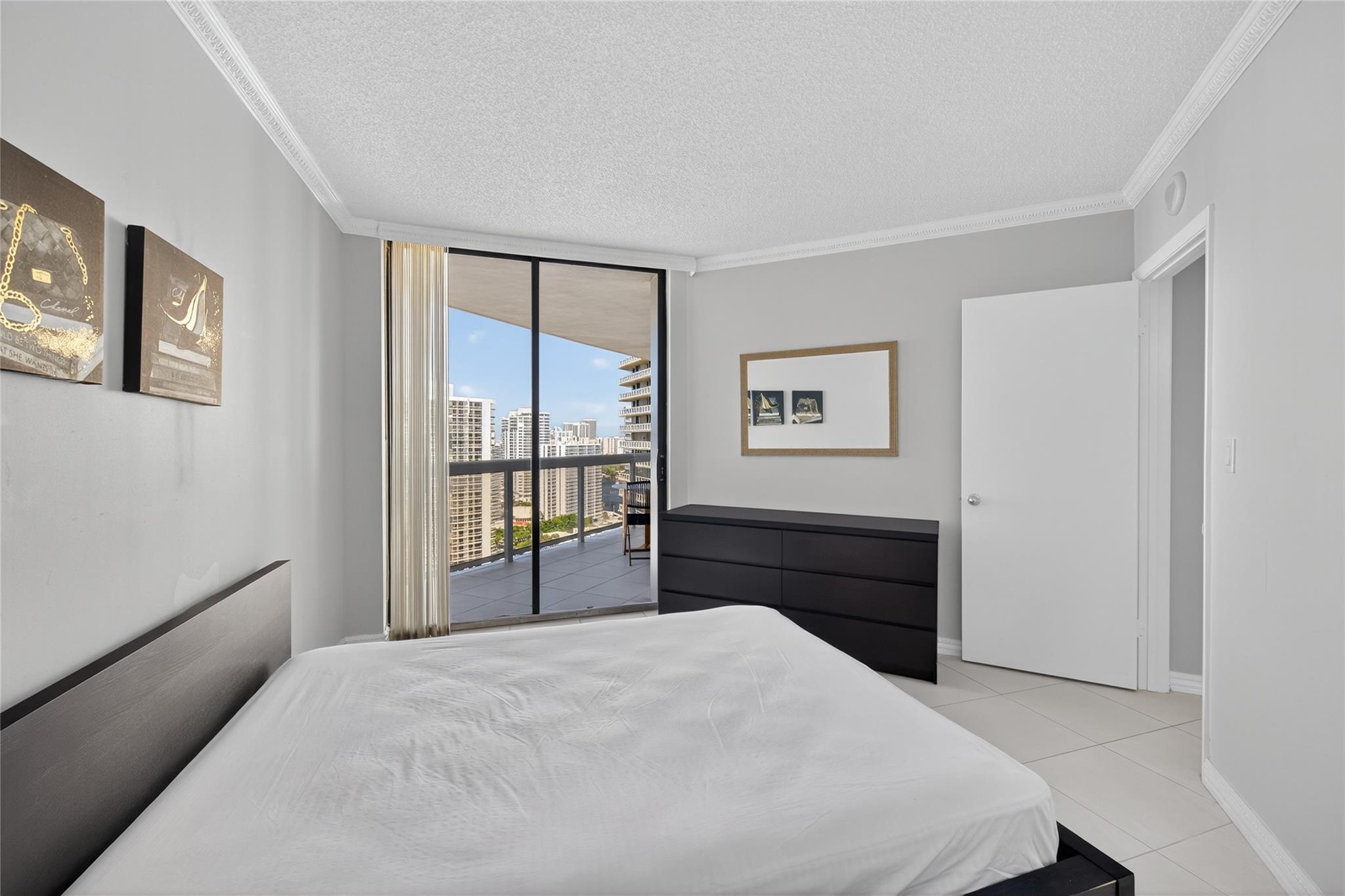 THE LANDMARK CONDO - Residential Lease