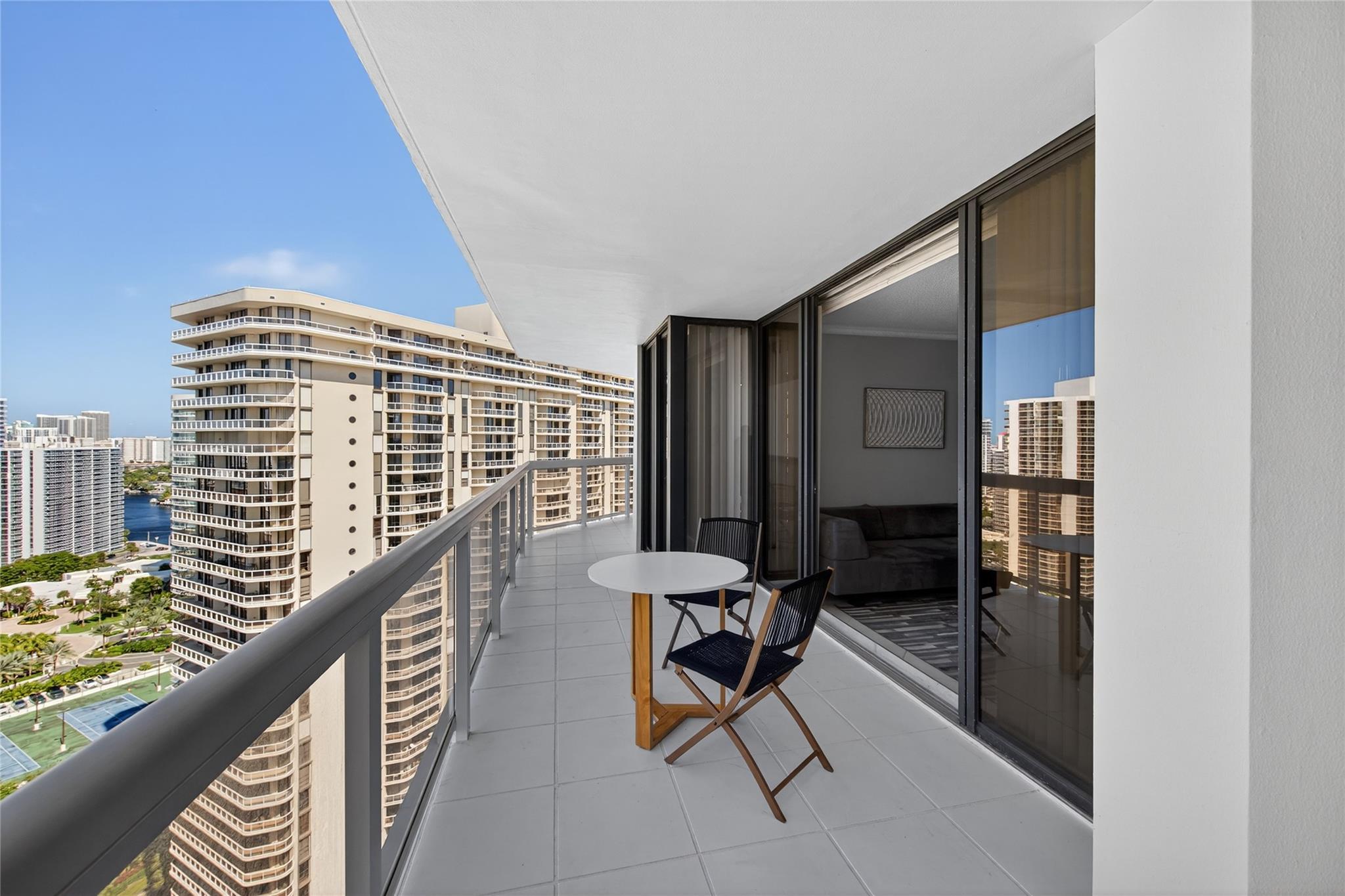 THE LANDMARK CONDO - Residential Lease