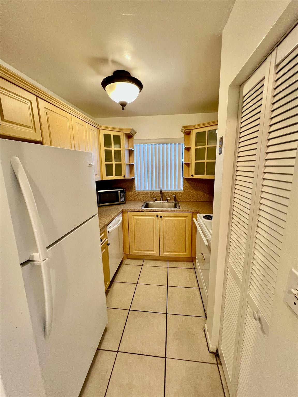 BROOKVIEW CONDO - Residential