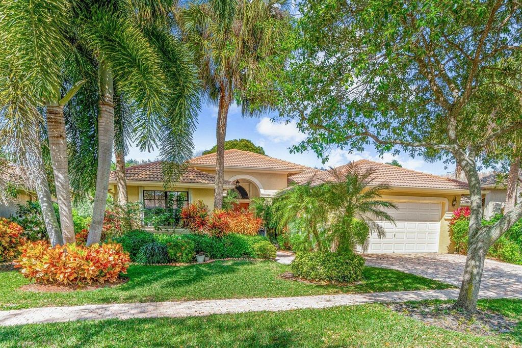 Photo of 7543 Via Grande, Boynton Beach, FL 33437 (MLS # R10778755)