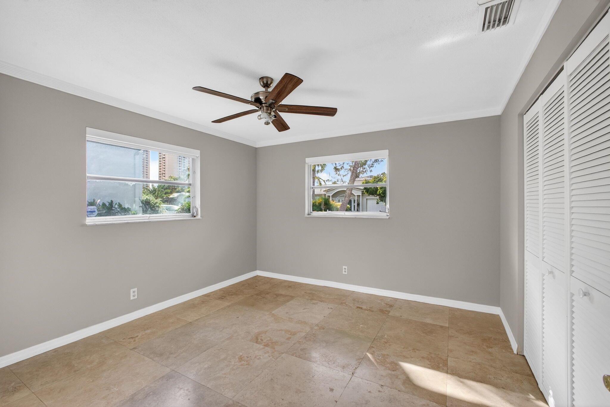 YACHT HARBOR EST - Residential Lease