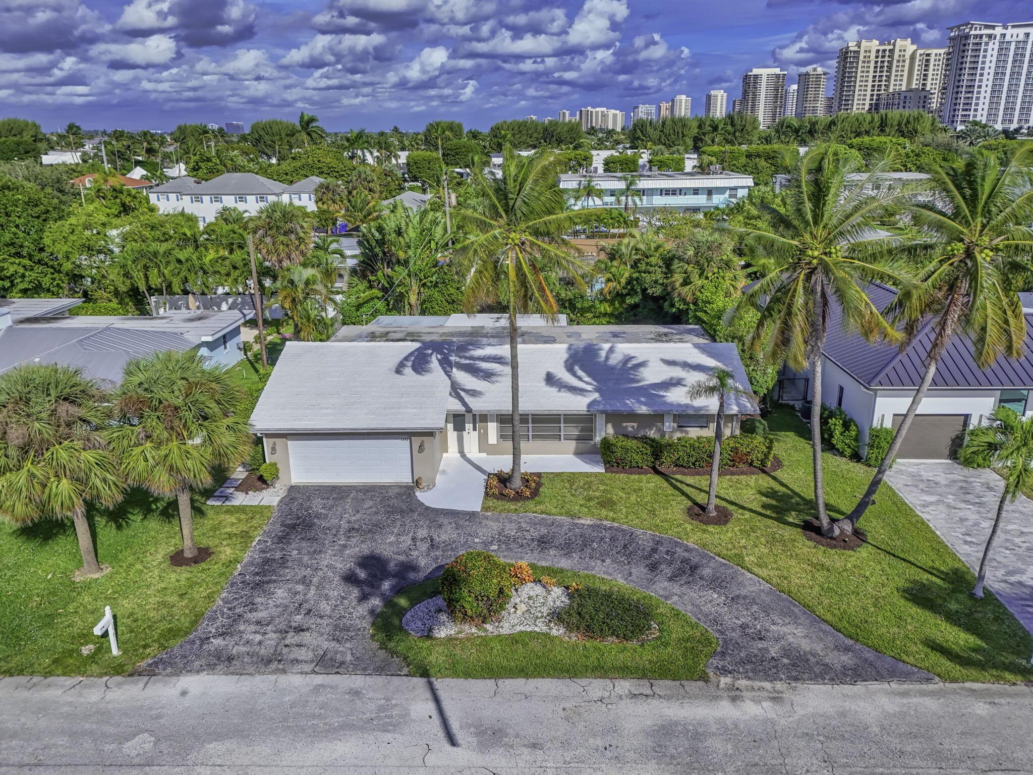 YACHT HARBOR EST - Residential Lease