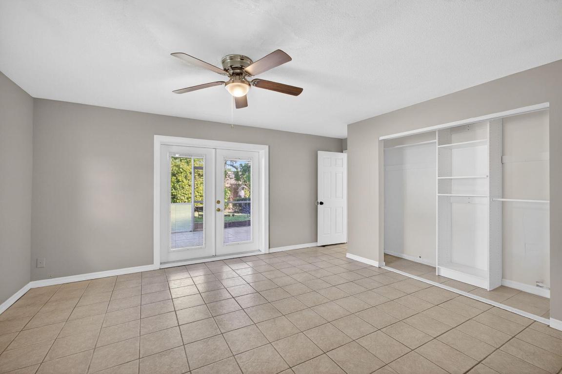 YACHT HARBOR EST - Residential Lease