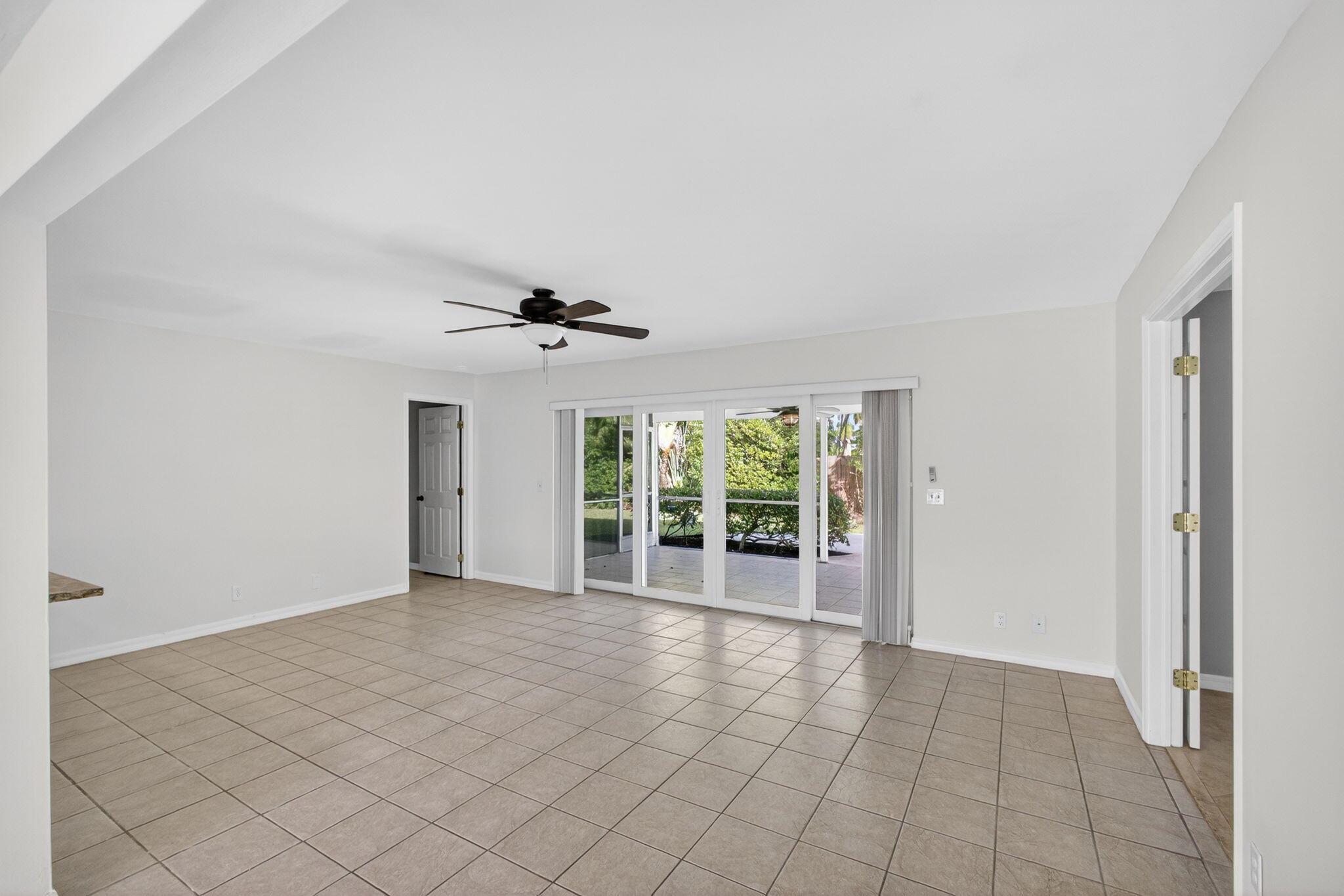 YACHT HARBOR EST - Residential Lease