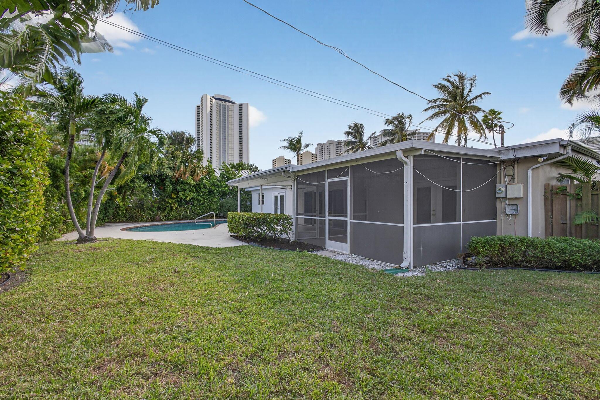 YACHT HARBOR EST - Residential Lease