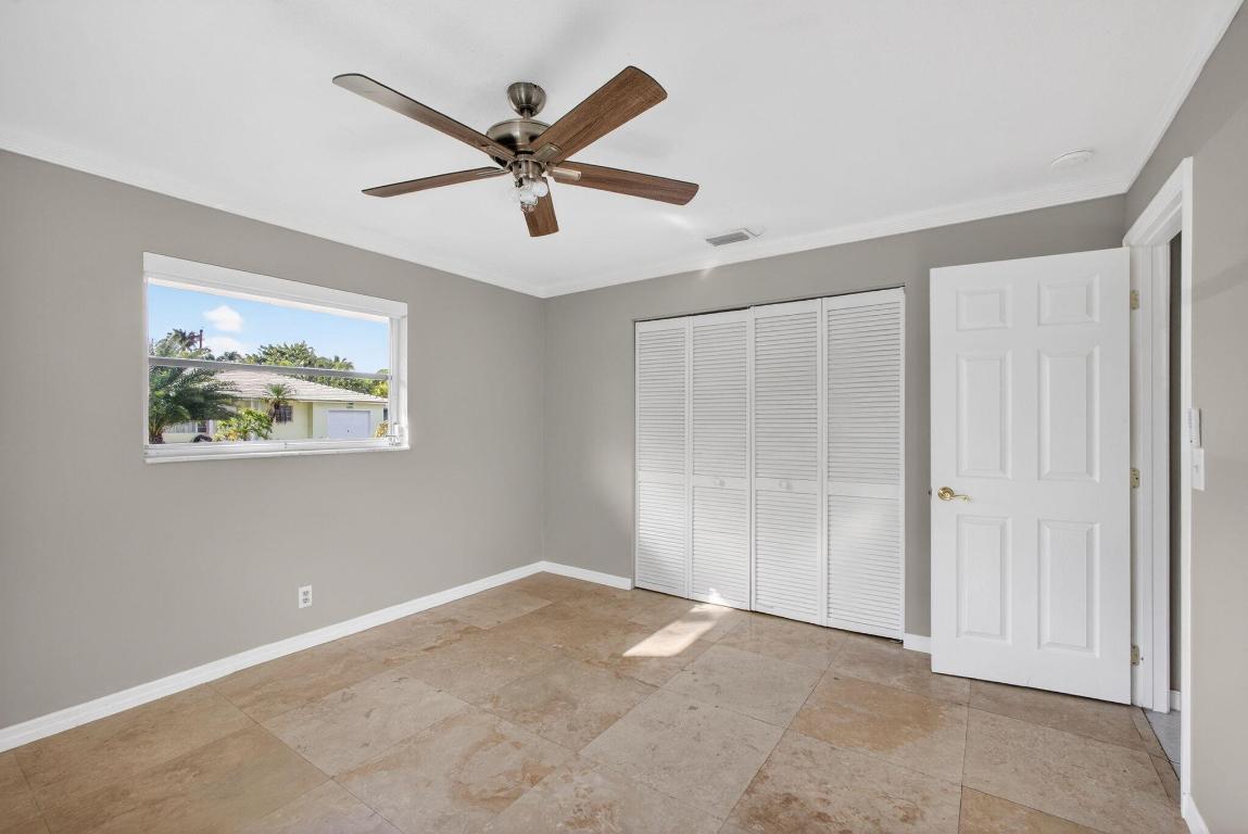 YACHT HARBOR EST - Residential Lease