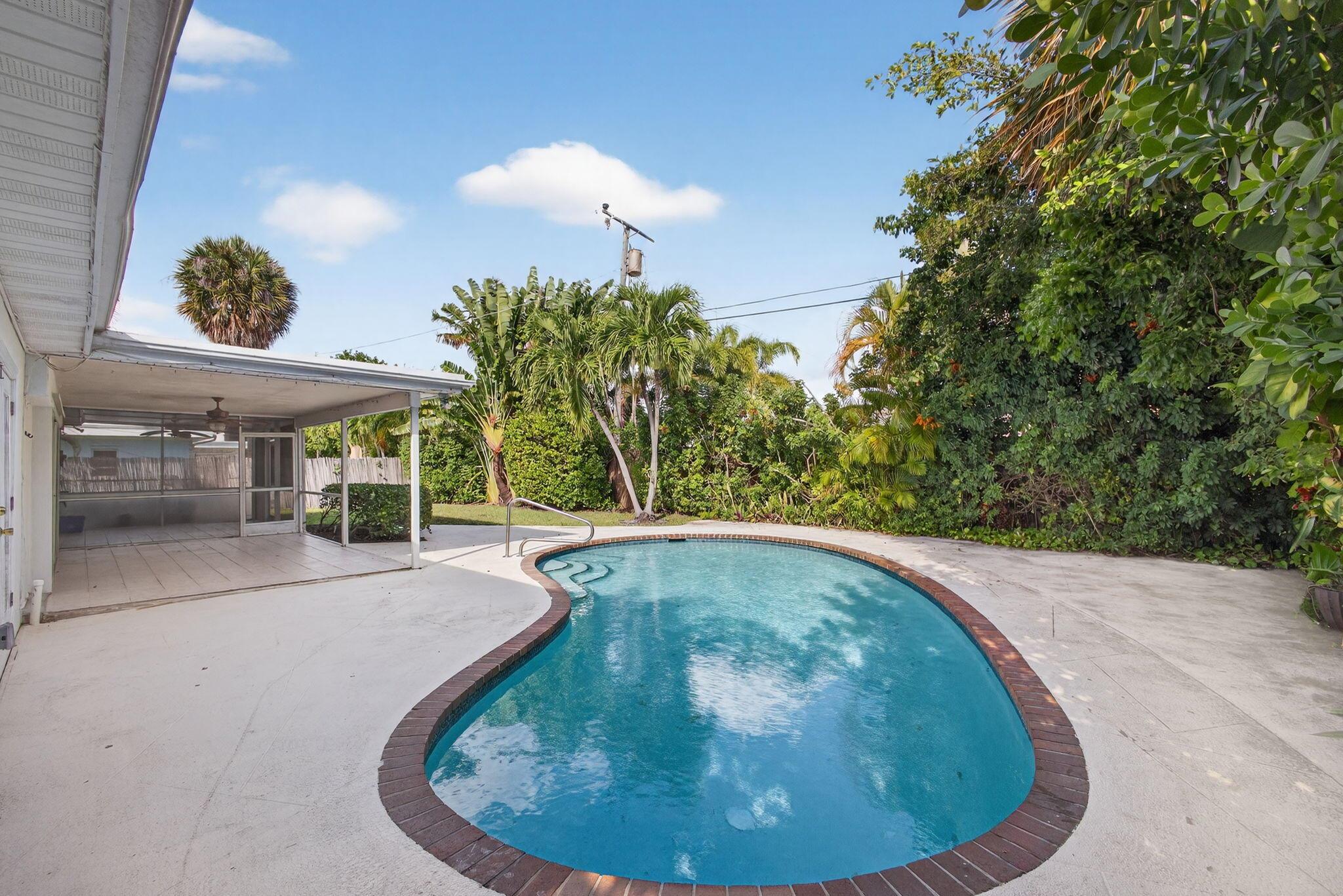 YACHT HARBOR EST - Residential Lease