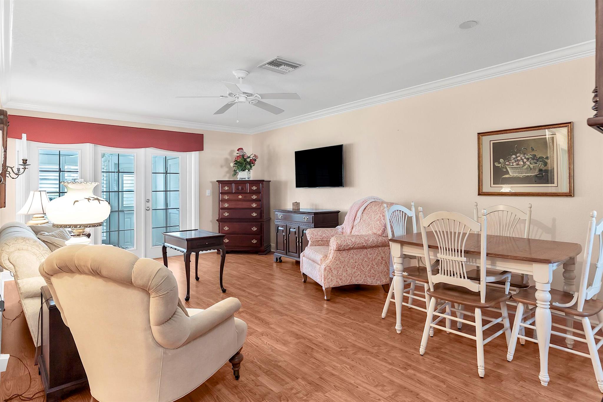 View photos, virtual tours, details... 2930 Crosley Drive E M