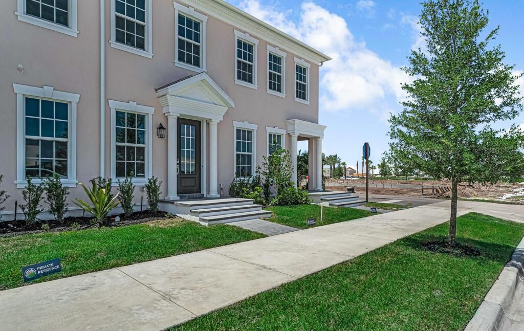 Photo of 930 SW Prairie Avenue, Palm City, FL 34990 (MLS # R11102005)