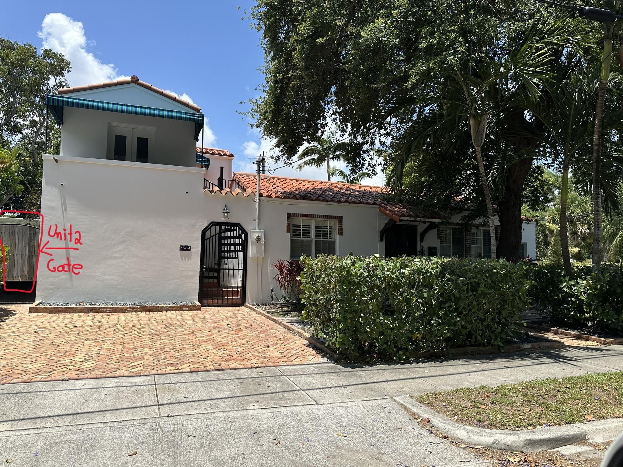 L O C A T I O N! For the busy tenant who wants to be close to Downtown MIA and Wynwood. Feel it like your private home, independent entrance, private and large patio. FULLY FURNISHED. Nicely renovated and decorated. Generous size bathroom and Walk-in closet. Granite countertops on FULLY equipped kitchen. Full size washer and dryer shared with only 1 neighbor. RENT INCLUDES: ELECTRIC, WATER, Sewer, Garbage. Tenant to provide Cable / internet. Minimum credit score 650 A must. PRICE FIRM. 6 months lease minimum if short term. First, Last and Security. To be rented "AS IS"