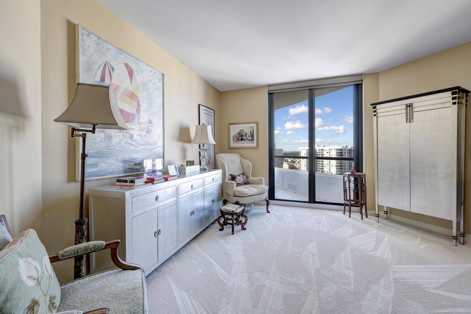 PLAZA OF THE PALM BEACHES - Residential