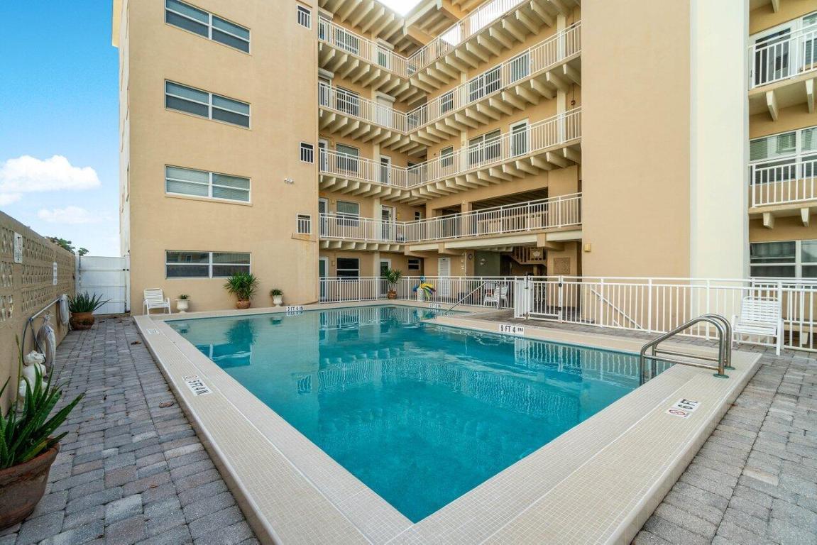 IMPERIAL HOUSE INC - Residential